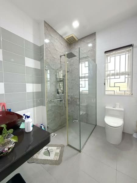 Cluster House for Sale in Nusa Duta (Iskandar Puteri (Nusajaya)) - Karl Lim - Bathroom - PropertyGuru.com.my