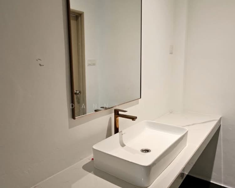 Semi-D Factory for Sale in Budiman Business Park (Cheras) - Danny Lee - Bathroom - PropertyGuru.com.my