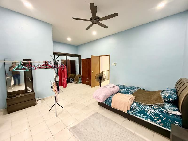 Rumah Teres 2 Tingkat untuk Dijual di Bandar Uda Utama (Johor Bahru) - Eric Lee - Bedroom - PropertyGuru.com.my
