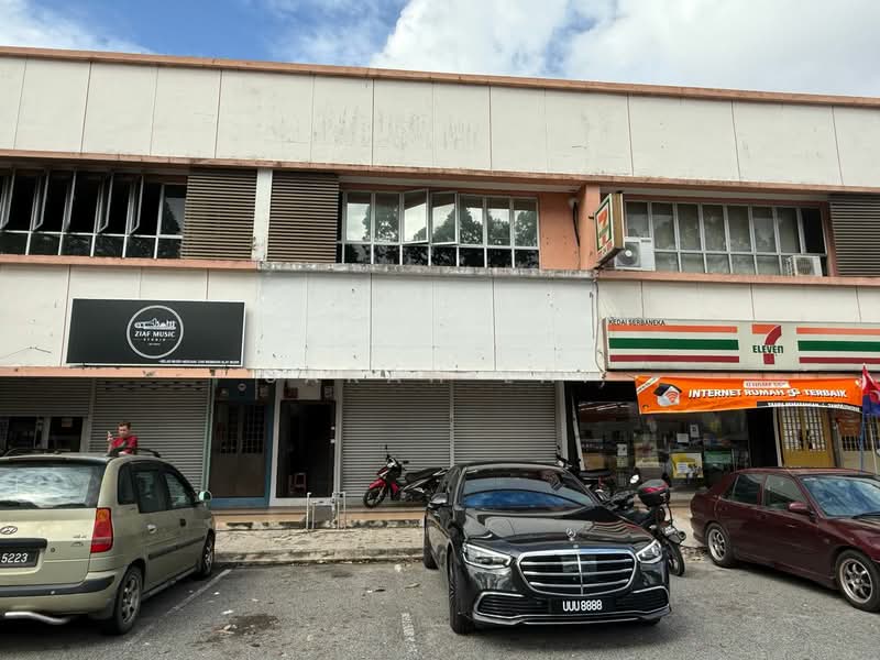 Shop / Office for Rent in Taman Putri Kulai (Kulai) - Sarah Lai - Exterior - PropertyGuru.com.my