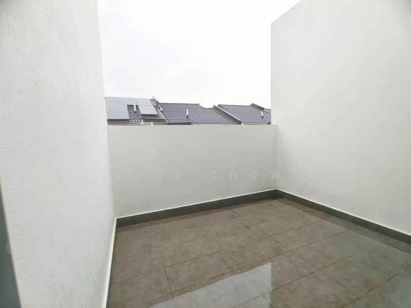 Rumah Teres 2.5 Tingkat untuk Dijual di Bandar Gamuda Gardens (Rawang) - Lucy Chow - Balcony - PropertyGuru.com.my