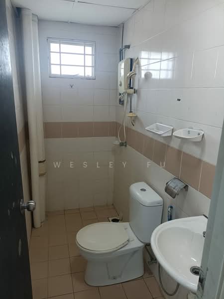 Kondominium untuk Dijual di Puncak Banyan - Wesley Fu - Bathroom - PropertyGuru.com.my