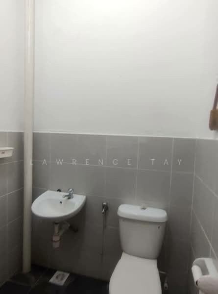 2-storey Terraced House for Sale in Taman Scientex Senai (Senai) - Lawrence Tay - Bathroom - PropertyGuru.com.my