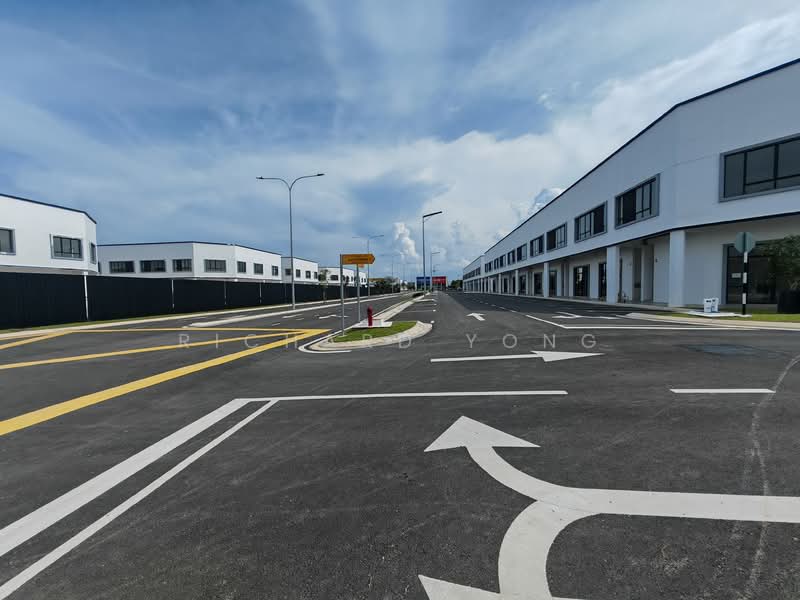 Shop / Office for Rent in Taman Kota Masai (Pasir Gudang) - Richard Yong - Exterior - PropertyGuru.com.my