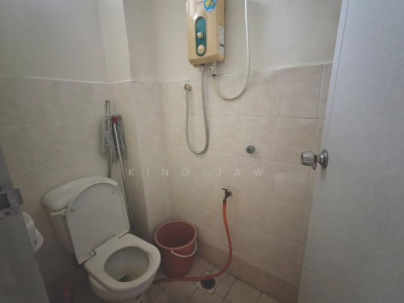 2-storey Terraced House for Sale in Taman Seri Orkid (Skudai) - Kino Jaw - Bathroom - PropertyGuru.com.my