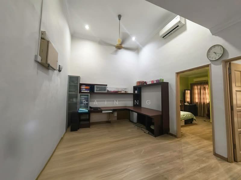 Rumah Teres 2 Tingkat untuk Disewa di Permas Jaya (Johor) - Rain Ng - Study - PropertyGuru.com.my