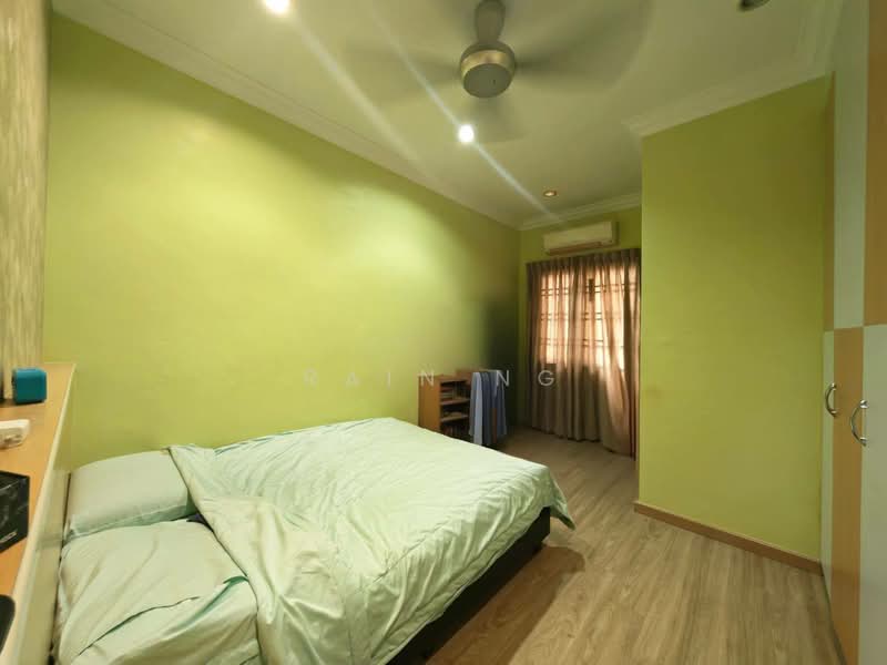 Rumah Teres 2 Tingkat untuk Disewa di Permas Jaya (Johor) - Rain Ng - Bedroom - PropertyGuru.com.my