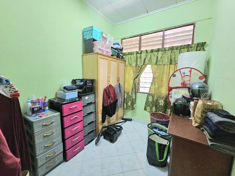 1-storey Terraced House for Sale in Taman Semenyih Indah (Semenyih) - Wanie Syazue - Interior - PropertyGuru.com.my