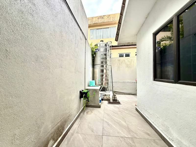 Semi-Detached House for Sale in Ampang Jaya (Ampang) - Cik Maya Abdul - Exterior - PropertyGuru.com.my