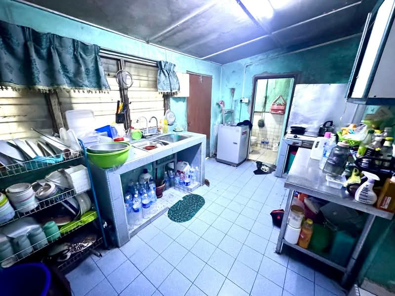 2-storey Terraced House for Sale in Taman Nirwana (Ampang) - M.J Zairin - Kitchen - PropertyGuru.com.my