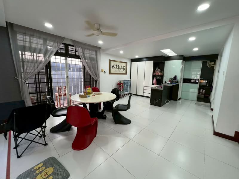 Semi-Detached House for Sale in Taman Perling (Perling) - Christine Poh - Dining Room - PropertyGuru.com.my