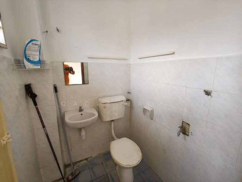 2-storey Terraced House for Sale in Bandar Putra Permai (Seri Kembangan) - Qadir Qadir - PropertyGuru.com.my