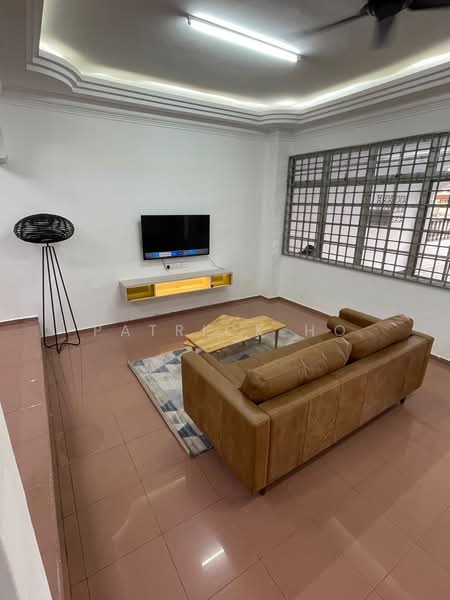 For Rent - Taman perling