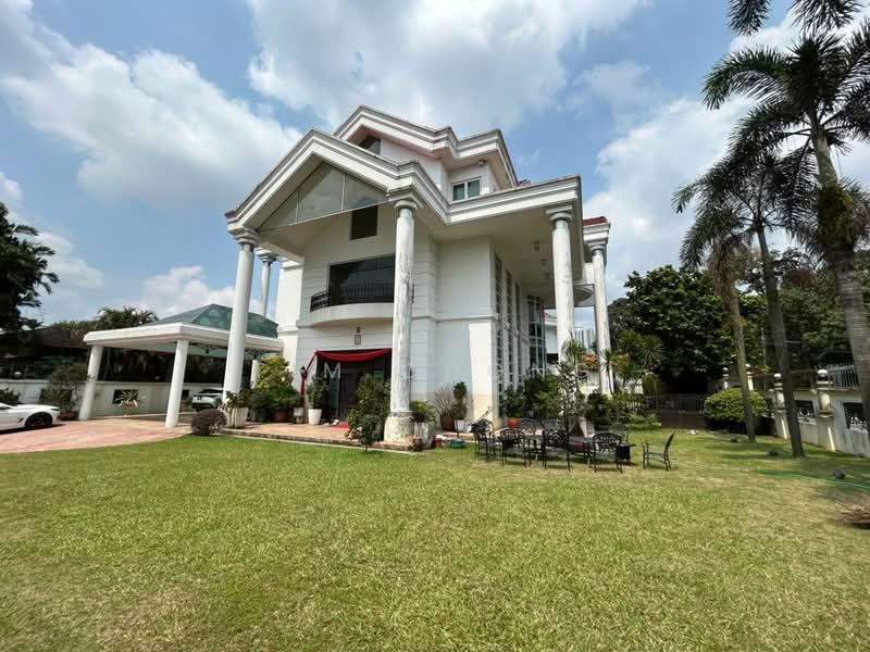 For Sale - Stulang Laut