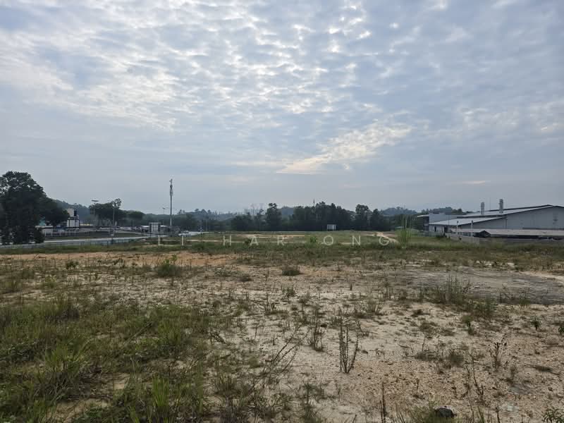 Semi-D Factory for Sale in Sendayan Tech Valley (Labu) - Li Har Ong - Exterior - PropertyGuru.com.my