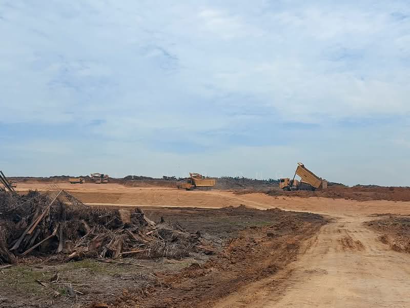 Semi-D Factory for Sale in Sendayan Tech Valley (Labu) - Li Har Ong - Exterior - PropertyGuru.com.my
