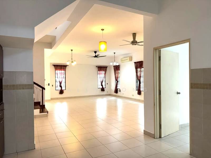 Semi-Detached House for Rent in Setia Alam (Selangor) - Sally Yong - Living Room - PropertyGuru.com.my