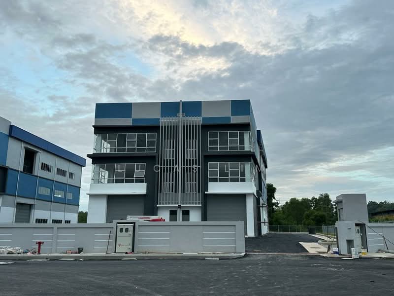 Kilang untuk Dijual di Seri Kembangan (Selangor) - Lucas Lim - Exterior - PropertyGuru.com.my