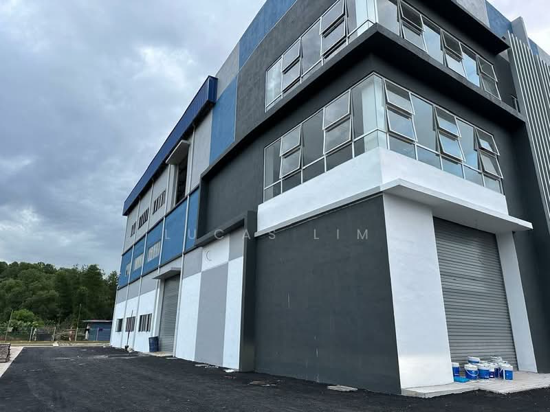 Kilang untuk Dijual di Seri Kembangan (Selangor) - Lucas Lim - Exterior - PropertyGuru.com.my