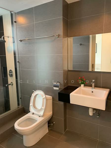 Condominium for Rent at Bay Point @ Country Garden Danga Bay - Celine Yong - Bathroom - PropertyGuru.com.my