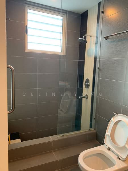 Condominium for Rent at Bay Point @ Country Garden Danga Bay - Celine Yong - Bathroom - PropertyGuru.com.my