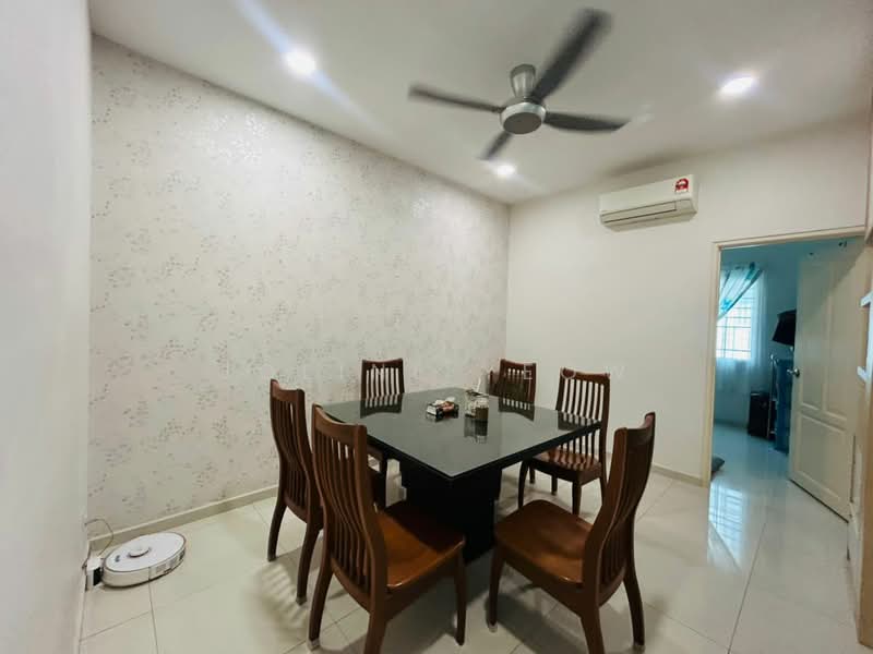 Rumah Teres 2 Tingkat untuk Dijual di Bandar Seri Botani (Simpang Pulai) - Joline YEOW - Dining Room - PropertyGuru.com.my