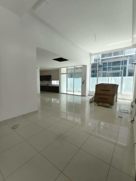 Semi-Detached House for Sale in Taman Seri Austin (Tebrau) - Luis Lim - Interior - PropertyGuru.com.my