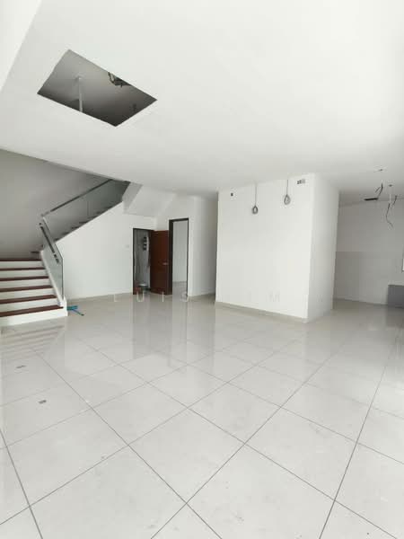 Semi-Detached House for Sale in Taman Seri Austin (Tebrau) - Luis Lim - Interior - PropertyGuru.com.my
