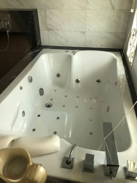 Rumah Teres 3 Tingkat untuk Dijual di Jalan Ipoh (Kuala Lumpur) - Suki Tan - Bathroom - PropertyGuru.com.my