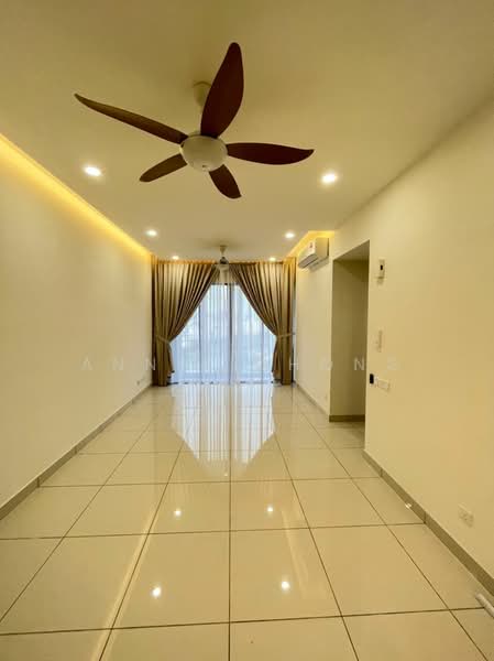 Servis Apartment untuk Disewa di Millerz Square - Annie Chong - Living Room - PropertyGuru.com.my