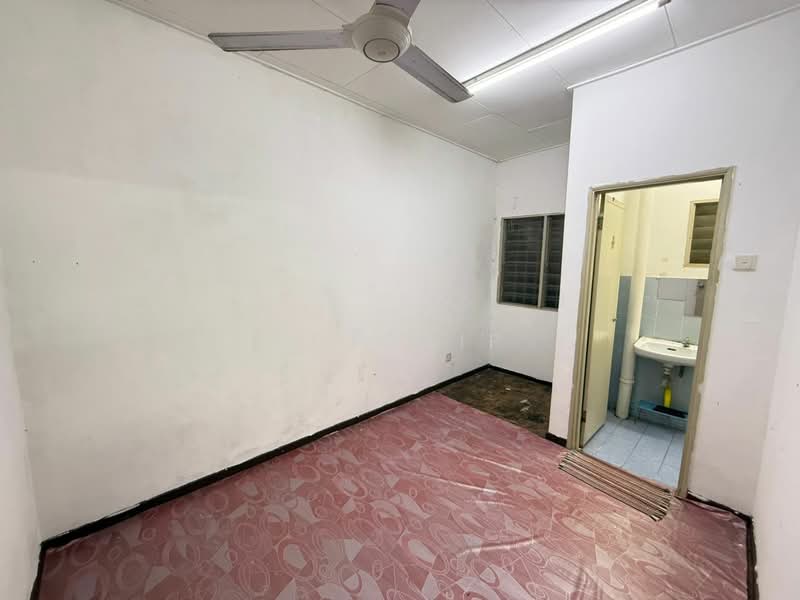 2-storey Terraced House for Sale in Seksyen U5 (Shah Alam) - Tom Yip - Interior - PropertyGuru.com.my