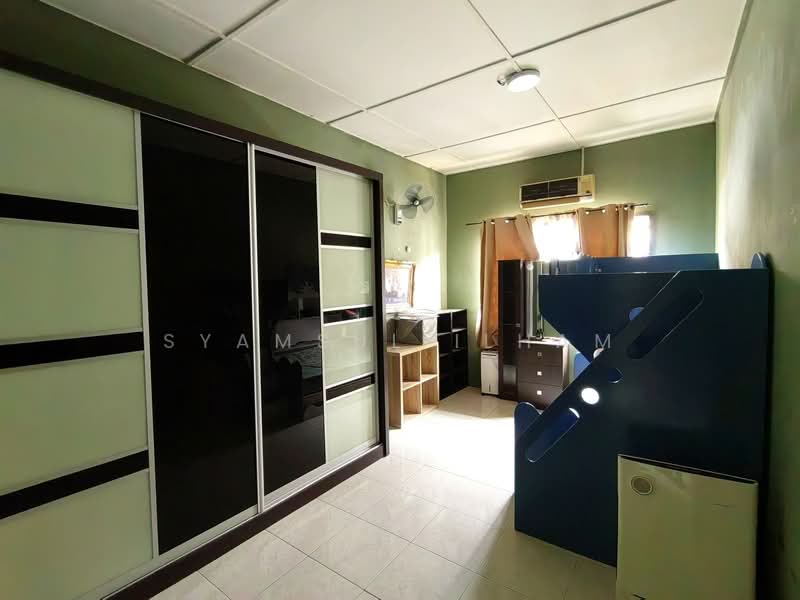 2-storey Terraced House for Sale in Putrajaya (Putrajaya) - Syamsul Ilham - Bedroom - PropertyGuru.com.my