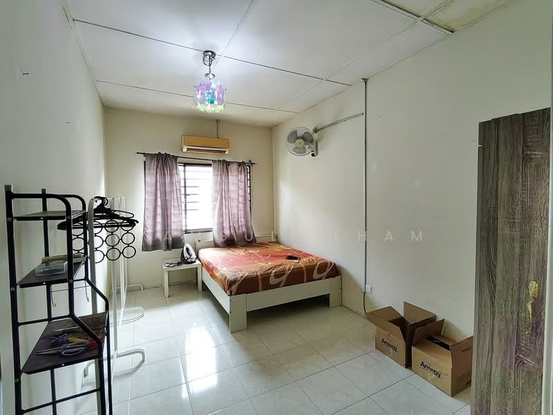 2-storey Terraced House for Sale in Putrajaya (Putrajaya) - Syamsul Ilham - Bedroom - PropertyGuru.com.my