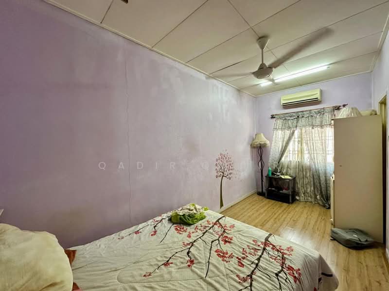 2-storey Terraced House for Sale in Taman Prima Saujana (Kajang) - Qadir Qadir - PropertyGuru.com.my