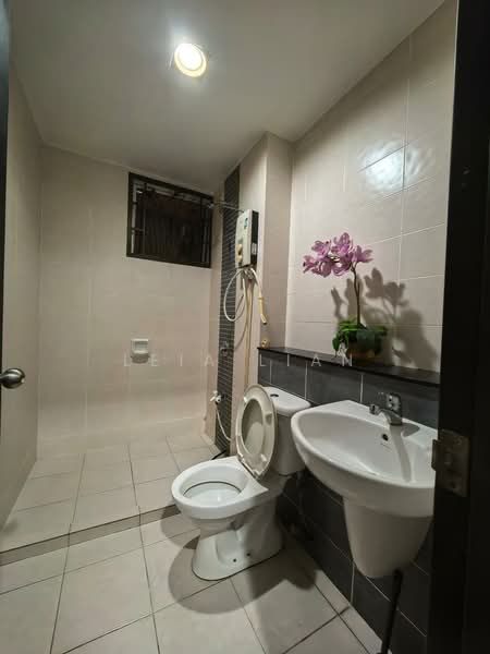 2-storey Terraced House for Rent in Alam Impian Ttdi (Shah Alam) - Leia Lian - Bathroom - PropertyGuru.com.my
