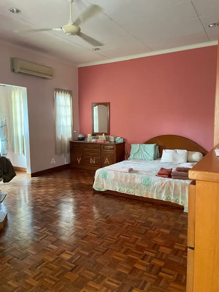 2-storey Terraced House for Sale in Usj 16 (Subang Jaya) - Alyna Ang - Bedroom - PropertyGuru.com.my