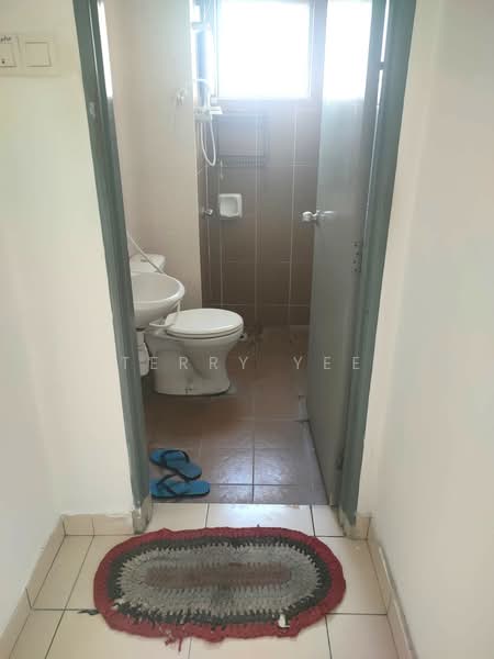 Kondominium untuk Dijual di Mutiara Residence - Terry Yee - Bathroom - PropertyGuru.com.my