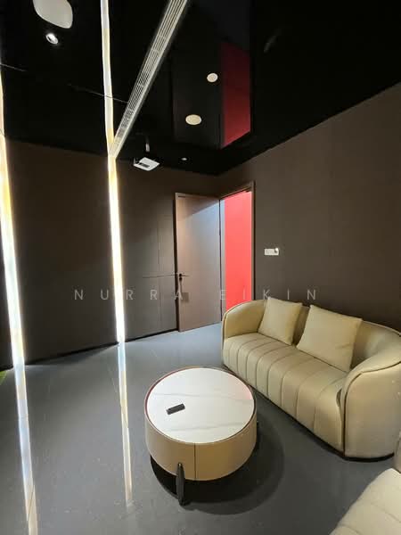 Office for Rent in Tun Razak Exchange (Kuala Lumpur) - Nurra Eikin - Living Room - PropertyGuru.com.my