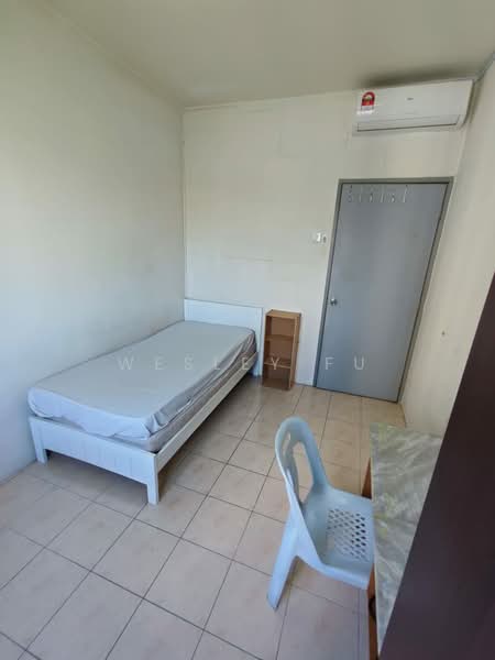 Kondominium untuk Dijual di Angkasa Condominiums - Wesley Fu - Bedroom - PropertyGuru.com.my