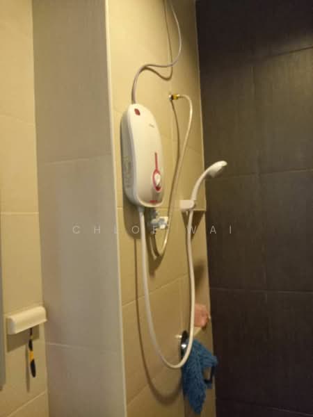 Servis Apartment untuk Dijual di TRiGON Luxury Residences - Chloe Wai - Bathroom - PropertyGuru.com.my