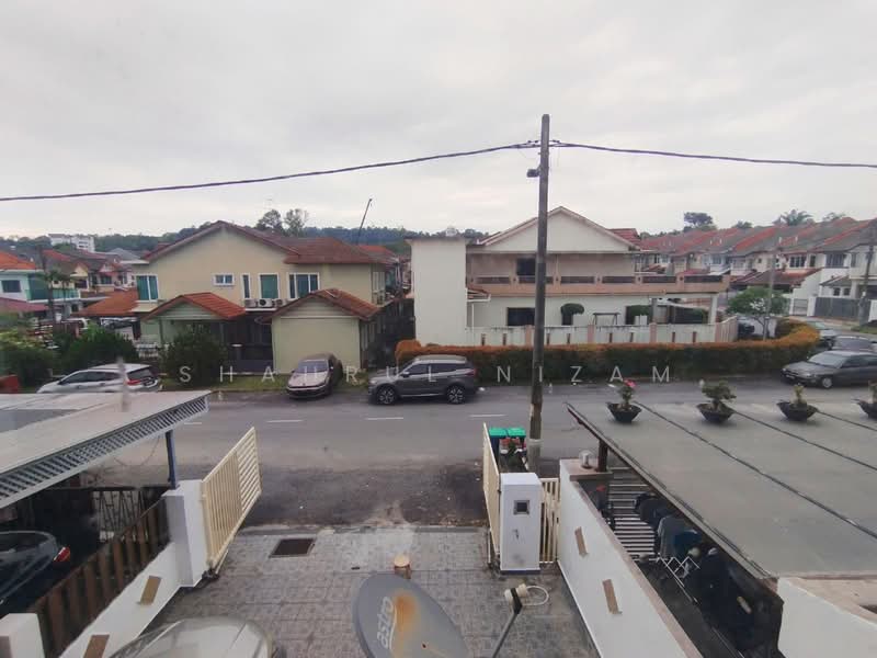 Rumah Teres untuk Dijual di Bandar Kinrara Seksyen 5 (Bandar Kinrara) - Shahrul Nizam - Exterior - PropertyGuru.com.my