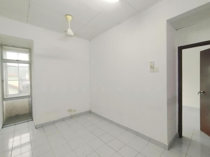 Rumah Teres untuk Dijual di Bandar Kinrara Seksyen 5 (Bandar Kinrara) - Shahrul Nizam - Interior - PropertyGuru.com.my