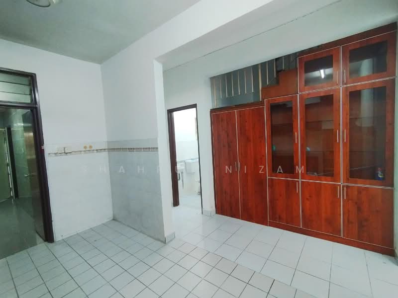 Rumah Teres untuk Dijual di Bandar Kinrara Seksyen 5 (Bandar Kinrara) - Shahrul Nizam - Interior - PropertyGuru.com.my