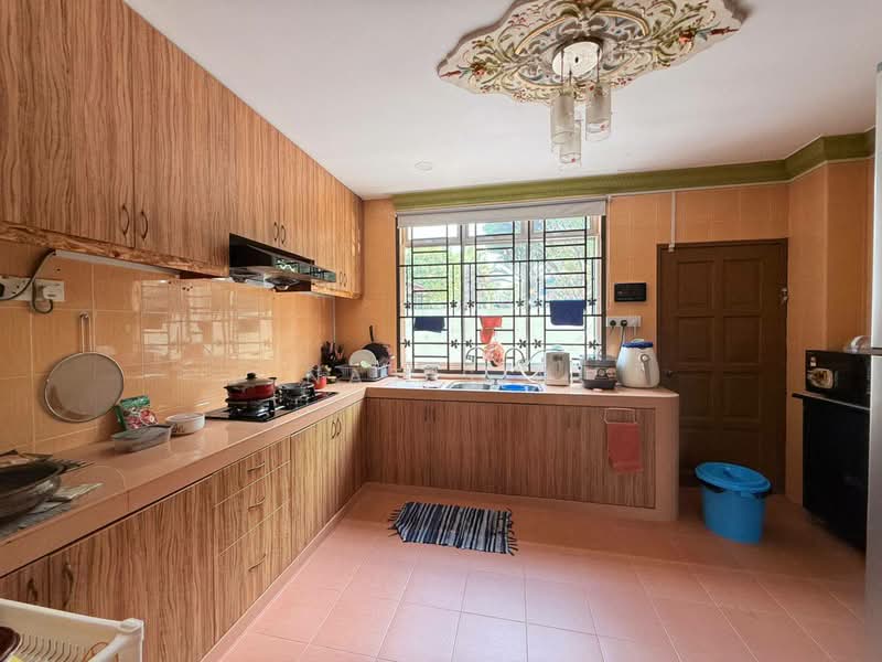 2-storey Terraced House for Sale in Nusa Sentral (Iskandar Puteri (Nusajaya)) - Nat Sin - Kitchen - PropertyGuru.com.my