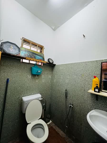 2-storey Terraced House for Sale in Batu Caves (Selangor) - Masnizah Arifin - Bathroom - PropertyGuru.com.my