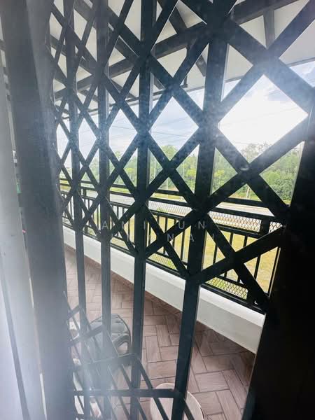 Rumah Teres untuk Dijual di Sepang (Selangor) - Amirun Kinanah - Balcony - PropertyGuru.com.my
