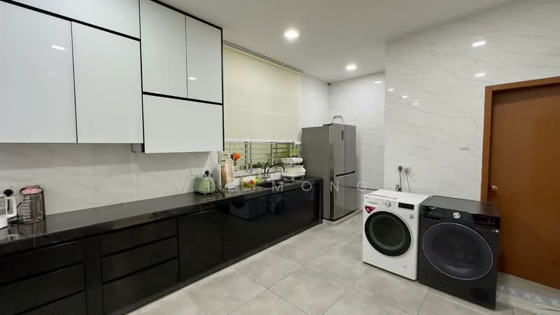 Rumah Berkembar untuk Dijual di Taman Lagenda Putra (Kulai) - Wil Mong - Kitchen - PropertyGuru.com.my
