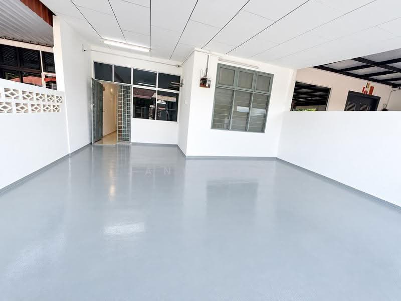 Rumah Teres 1.5-Tingkat untuk Dijual di Taman Sejahtera Indah (Bukit Mertajam) - Jane Poh - Entrance - PropertyGuru.com.my