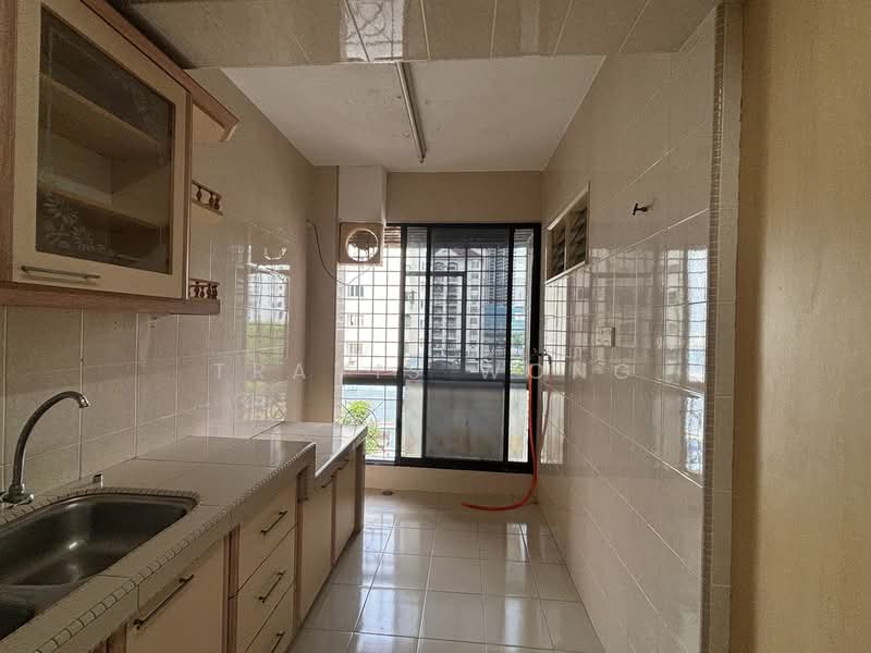 Apartment for Sale at Tasik Heights Apartment - Travis Wong - Kitchen - PropertyGuru.com.my