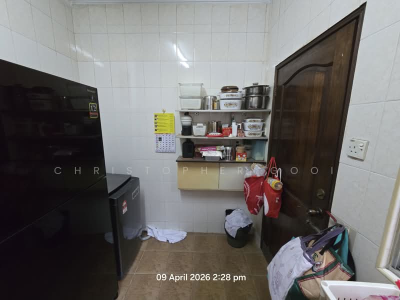 2-storey Terraced House for Sale in Usj 1 (Subang Jaya) - Christopher Gooi - Kitchen - PropertyGuru.com.my